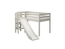 Halbhohes Bett mit Plattform und Rutsche