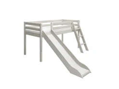 Halbhohes Bett mit Rutsche und Schrägleiter