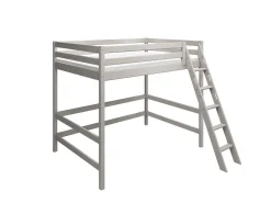 Hochbett mit Schrägleiter