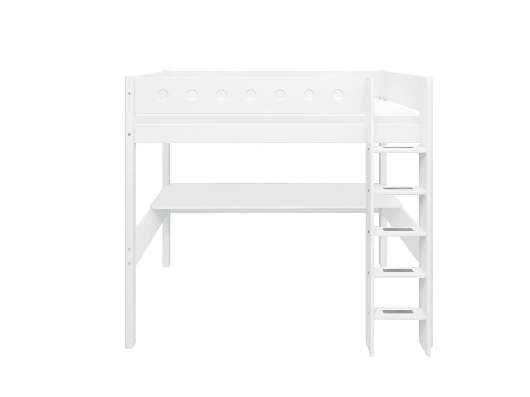 Hochbett mit senkrechter Leiter