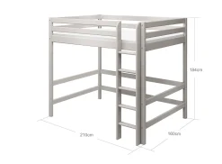 Hochbett mit senkrechter Leiter