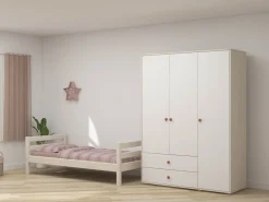 Kleiderschrank