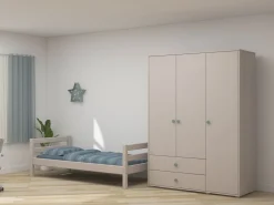 Kleiderschrank