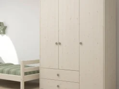 Kleiderschrank