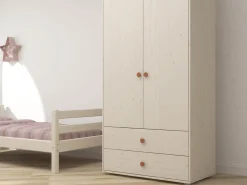 Kleiderschrank