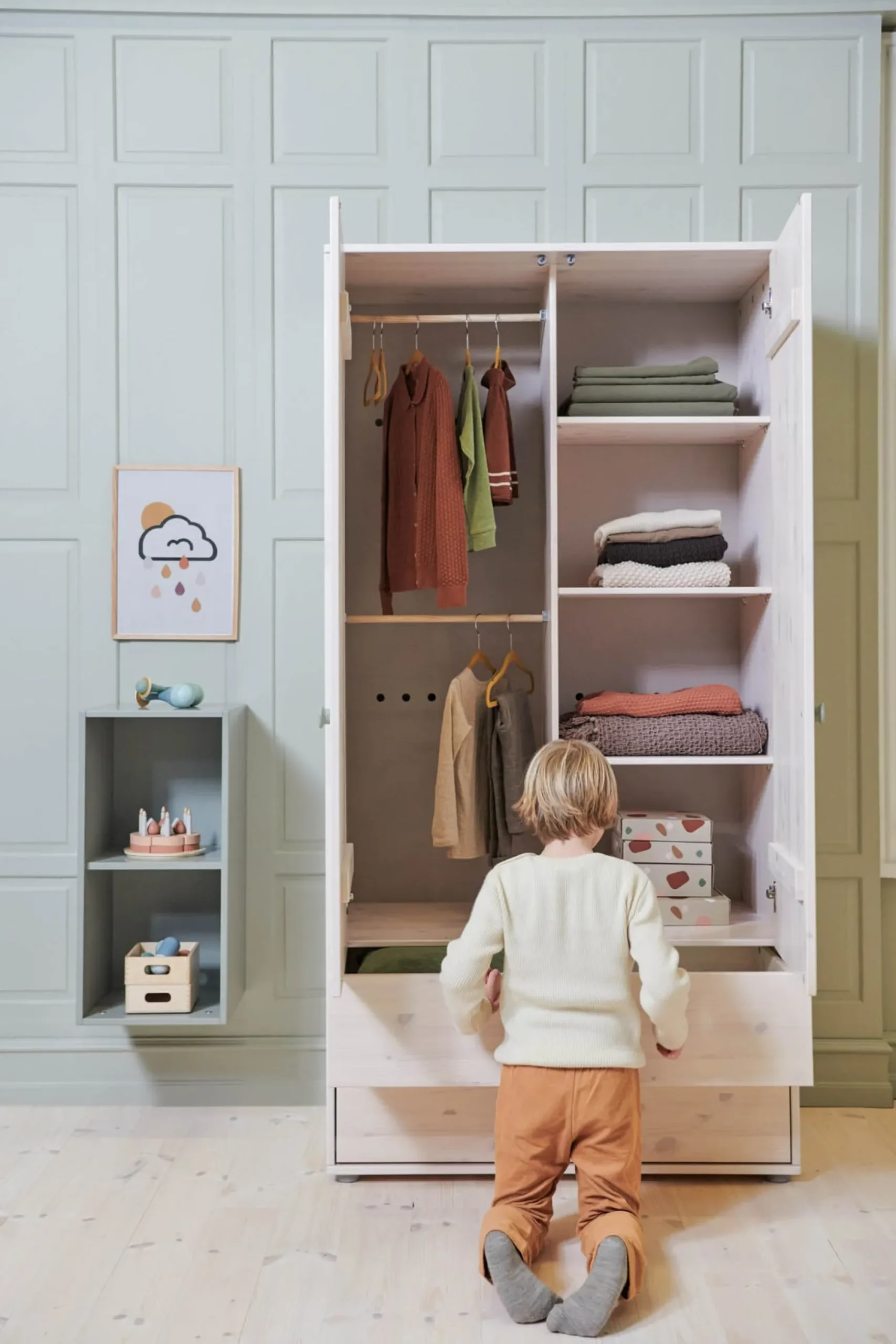 Kleiderschrank