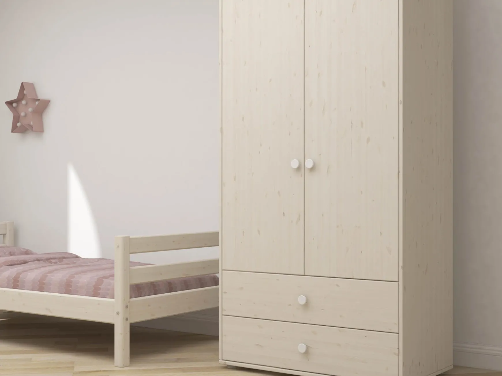Kleiderschrank