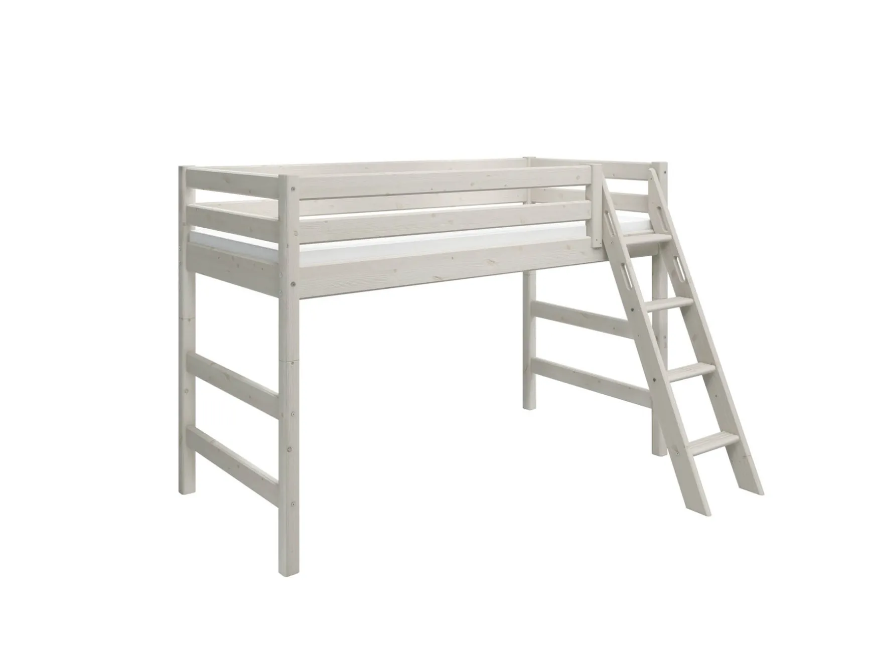 Mittelhohes Bett mit Schrägleiter