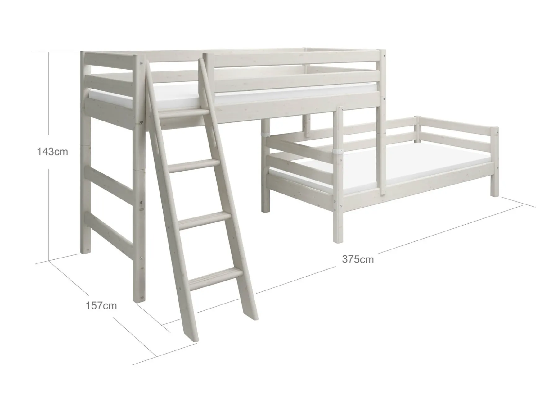 Mittelhohes Bett mit Schrägleiter