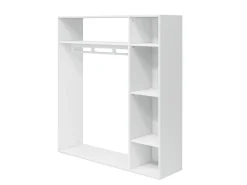 Offener Kleiderschrank